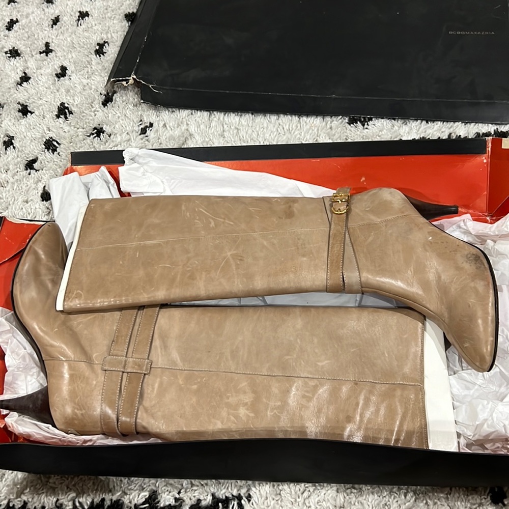 Bcbg max Azria leather knee boots 8.5